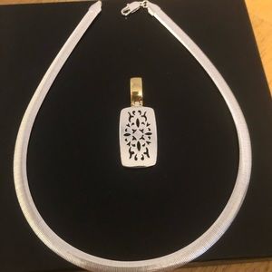 Beautiful silver fashion necklace and pendant